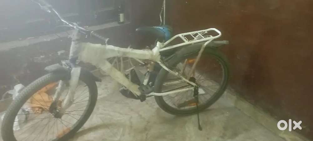 Mote tyres wale lene hai mejha