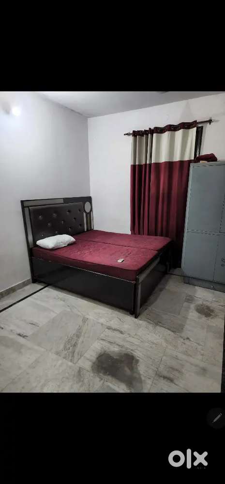2 room set for rent