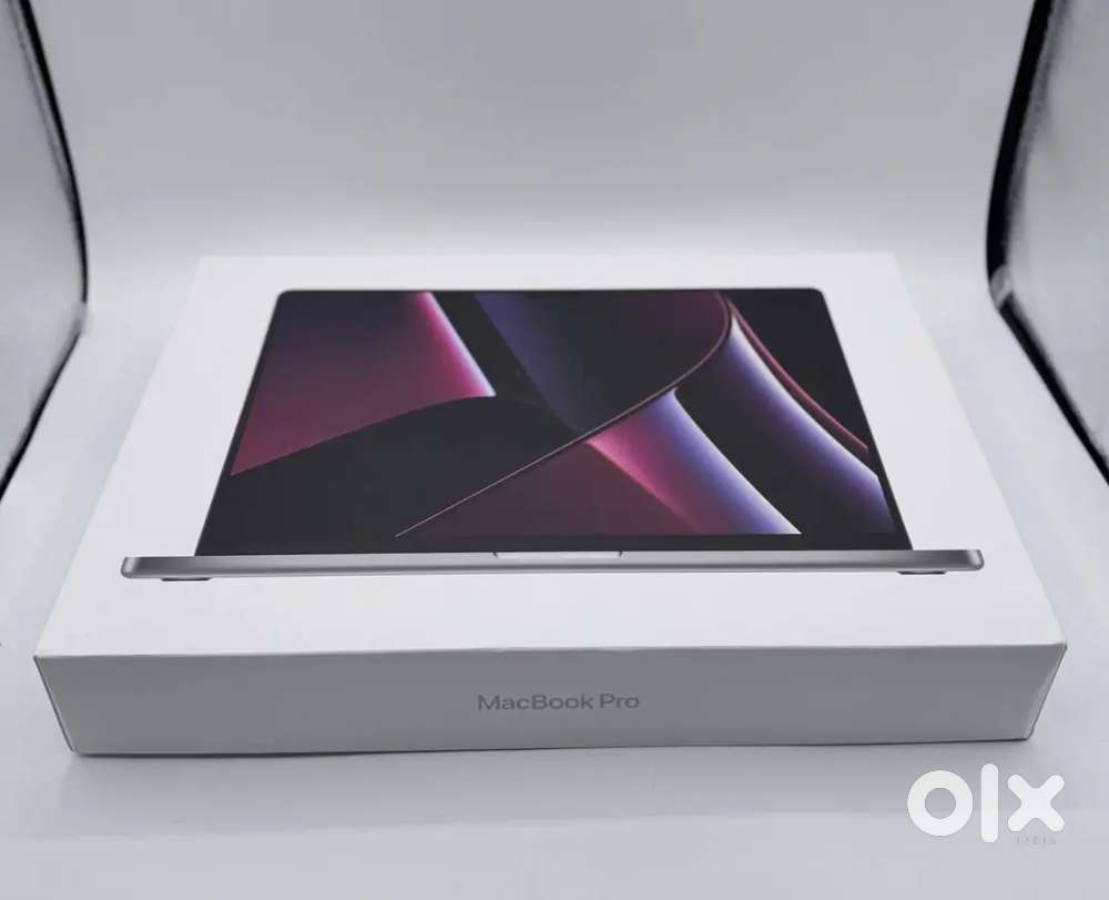 Apple MacBook Pro 16 (2023) -M3 Pro 12-Core, 18-Core GPU, 36GB RAM,