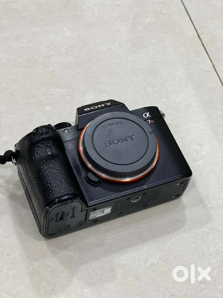 Sony Alpha ILCE-7RM3 42.4MP Full-Frame Mirrorless Camera Body