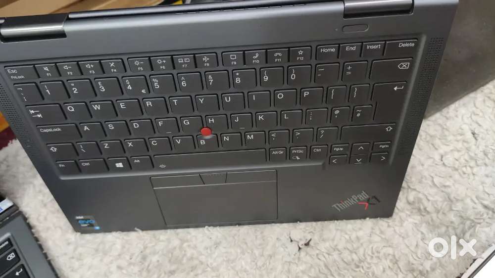 ThinkPad X1/Lifetime service warranty/ Core i5/8GB DDR4 RAM/256GB SSD