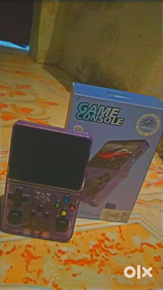 R36S Handheld Game Console