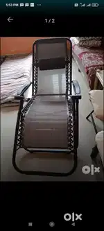 Leaning chair foldable