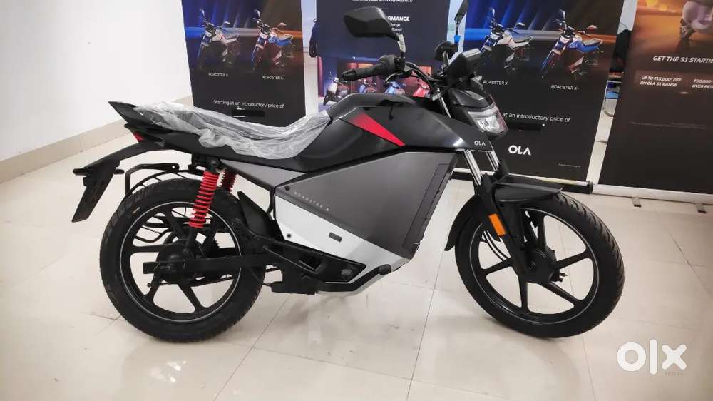 OLA KI SABHI SCOOTY OR NEW  BIKE KI BOOKING KARAYE BAHERI OLA STORE
