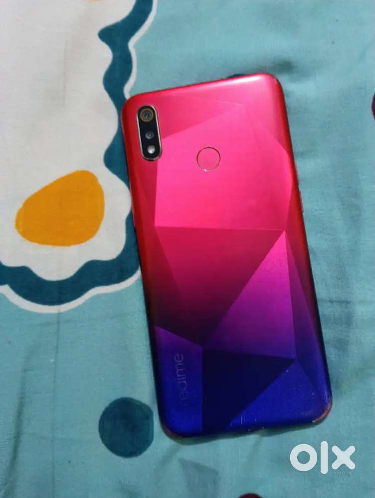 Realme 3 mobile with charger