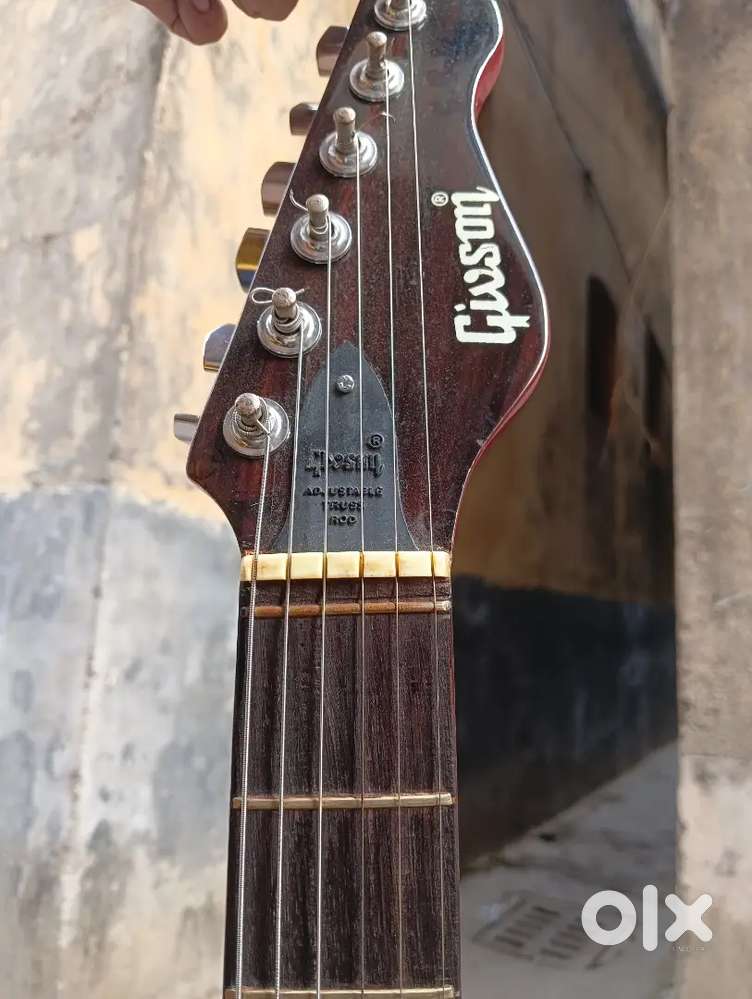 Givson electric guitar