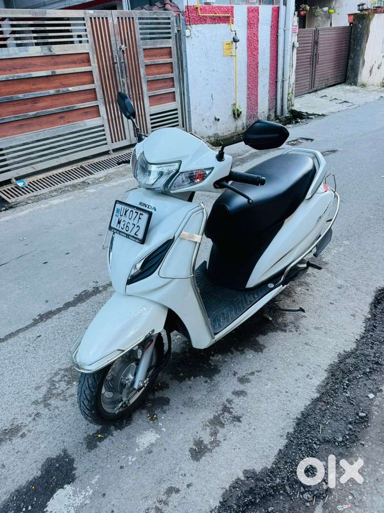 Honda Activa 6G 2023 Model km 11000 First Owner 90% loan facility