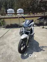 Apache RTR 180
