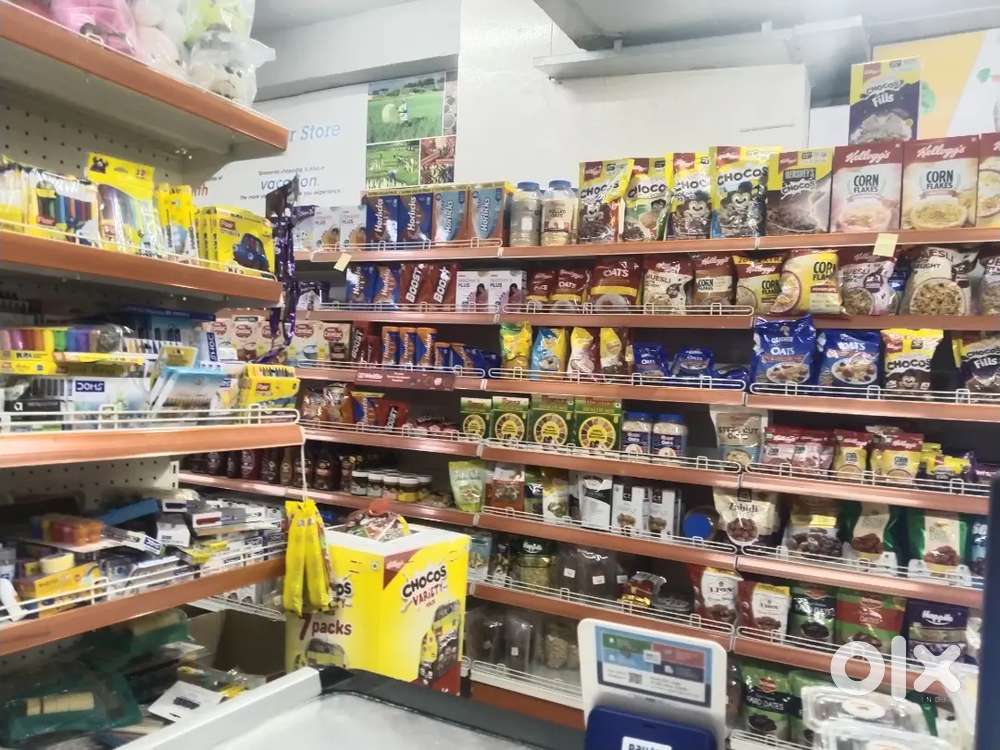 SUPERMARKET WORKER