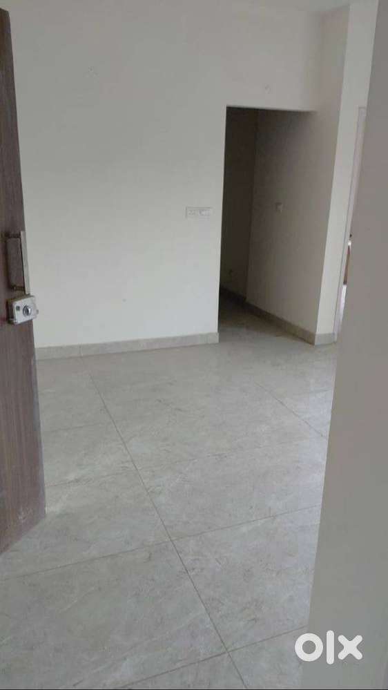 Residential Flat For Sale In Orchard Amritaya At B T Road, Cossipore