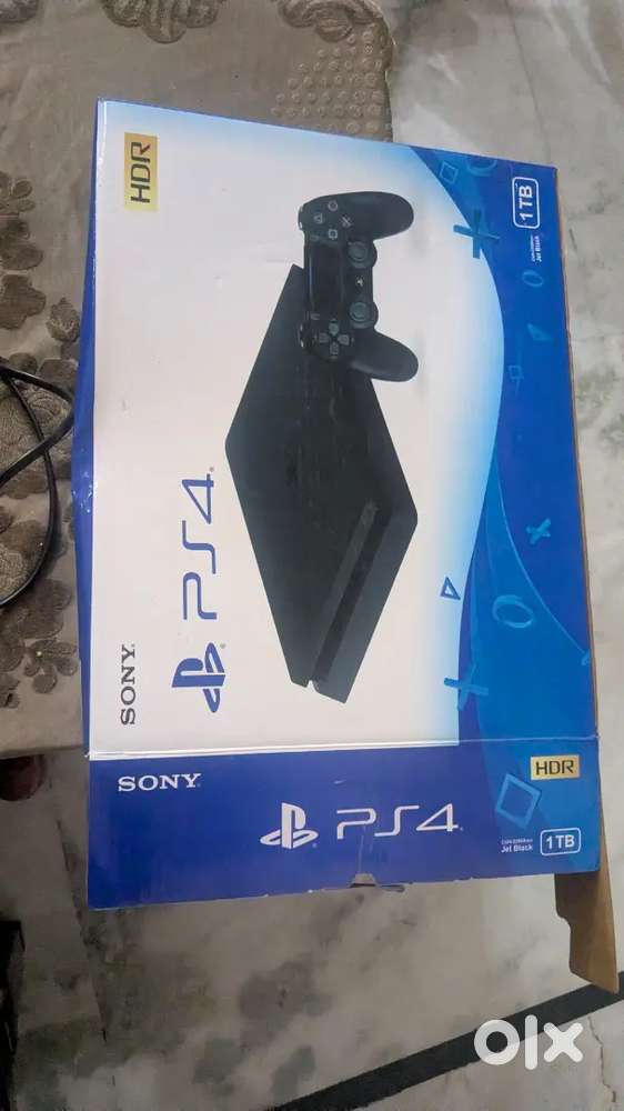 PlayStation PS4 1TB 1 CD spider man