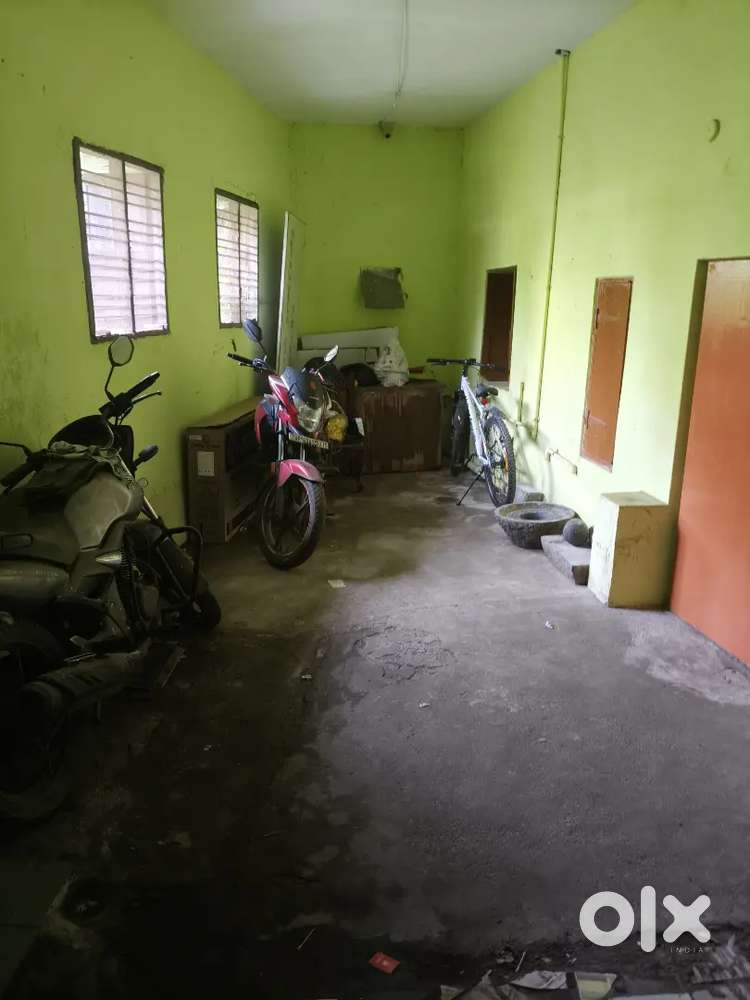 Godown space available saidapet