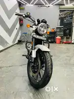 Royal enfield super meteor 650