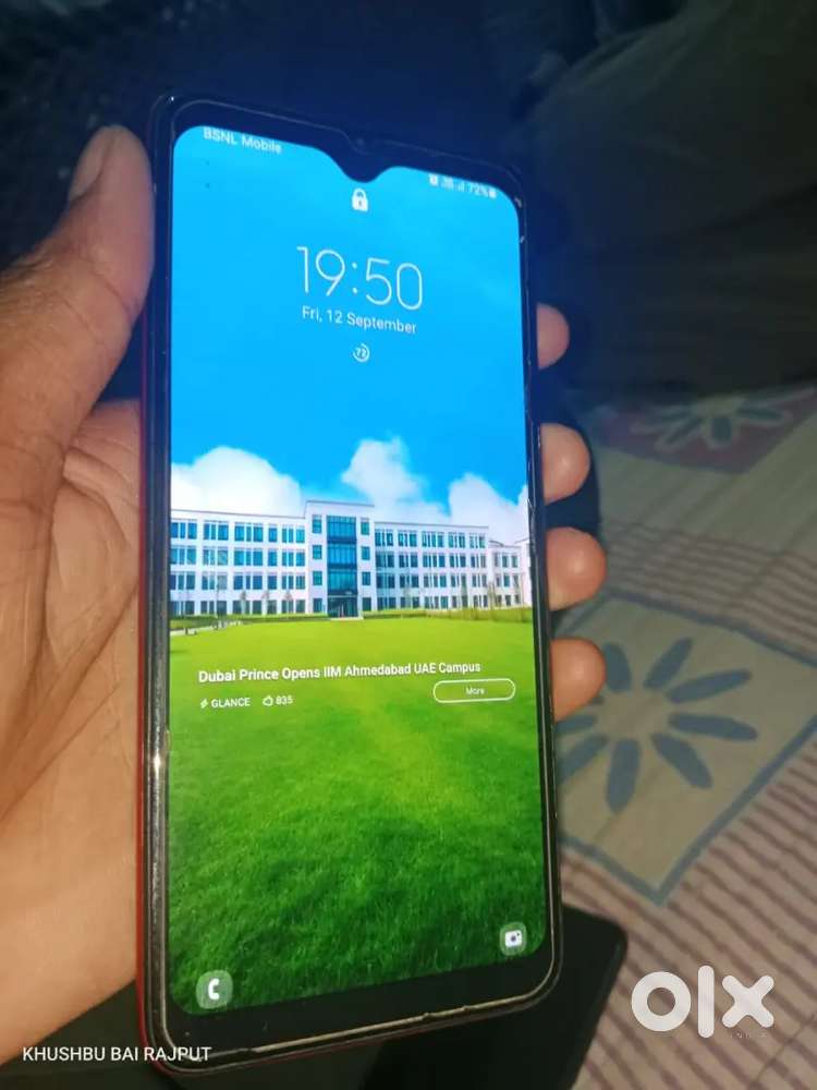 Samsung galaxy A70s and s9