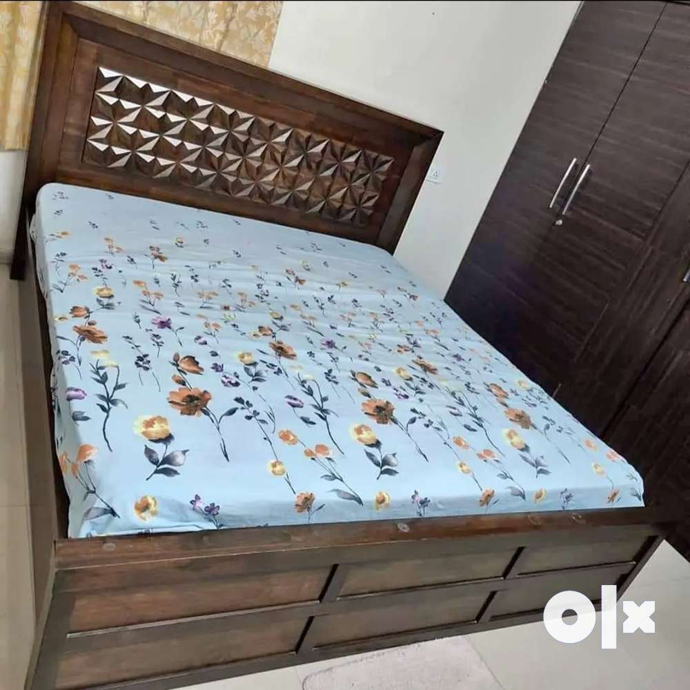 COT BED WITH MATTRESS FOR SALE AVAILABLE