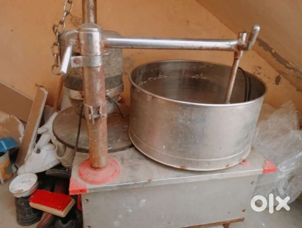 Grinder for sale 1year old
