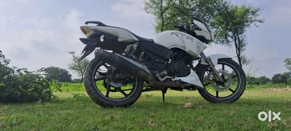 Apache rtr bike bechni he.     180cc