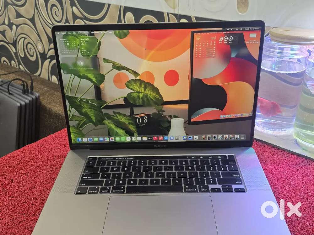 Apple Macbook Pro 2021 i9 16gb 512gb 5.5gb Graphics 16inch Retina