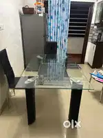 Royal oak 6 seater dining table