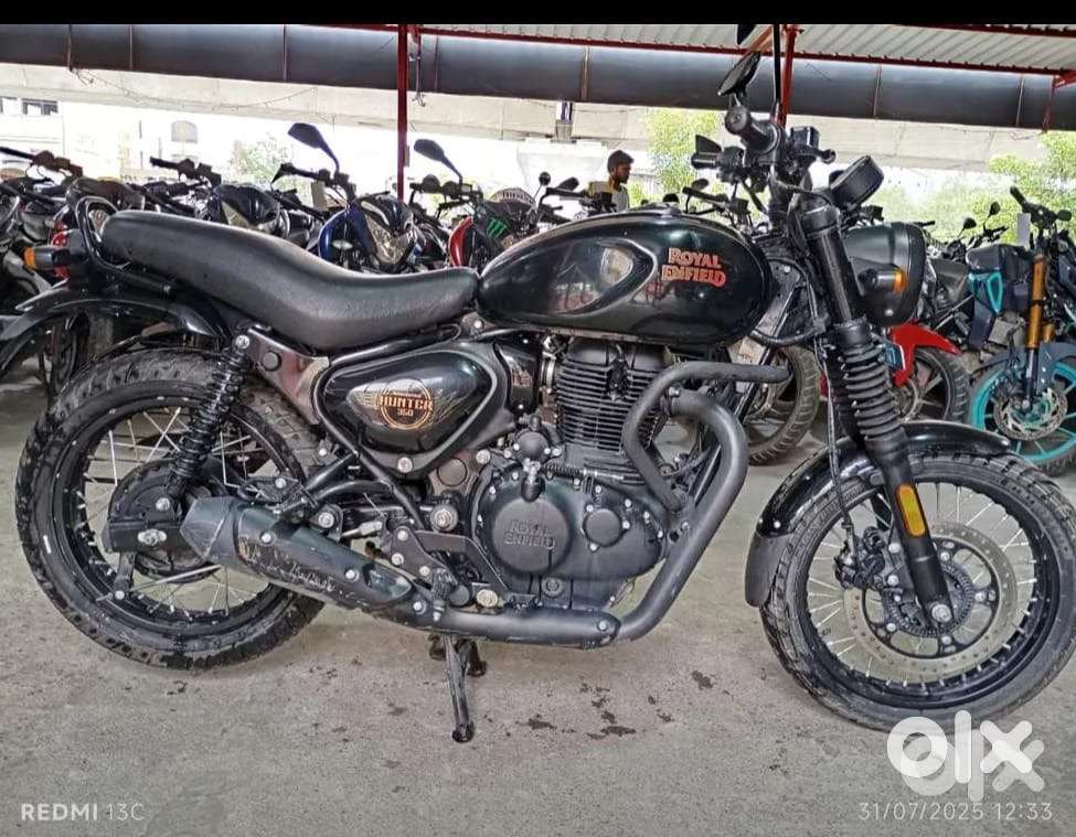 Hunter blackish 2023 onky 4800kms