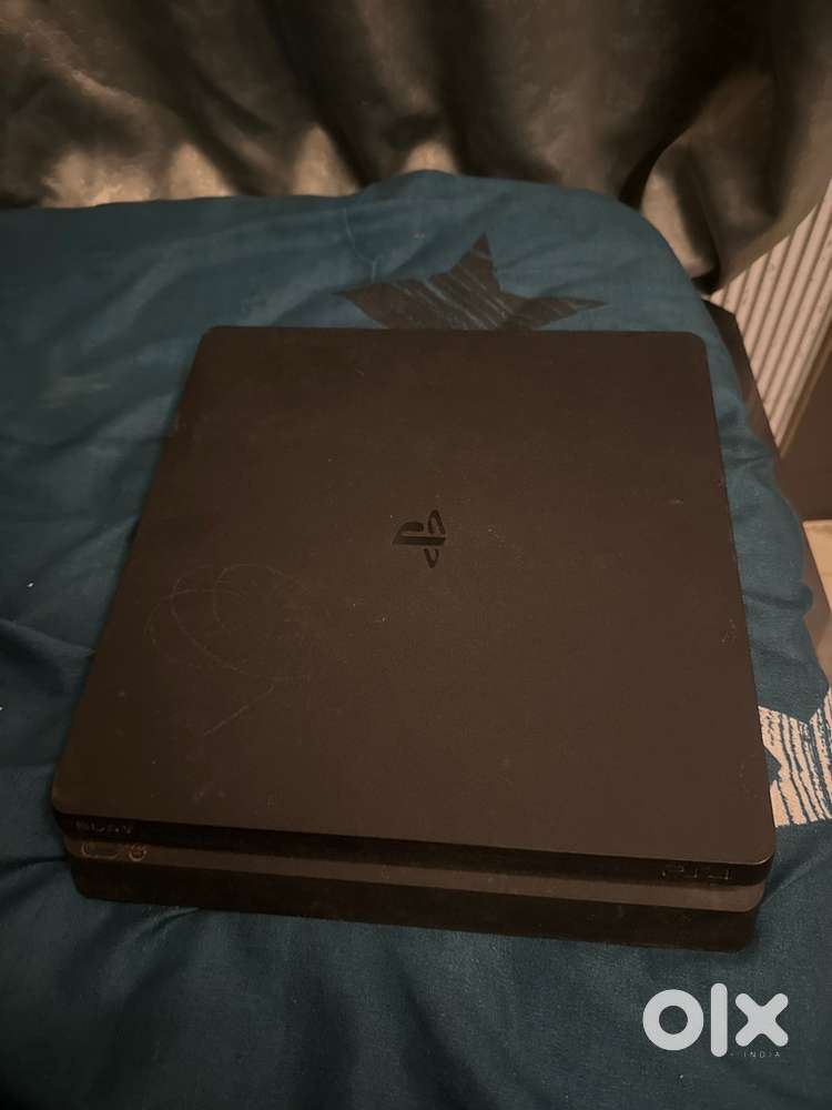 PS4 1Tb Slim