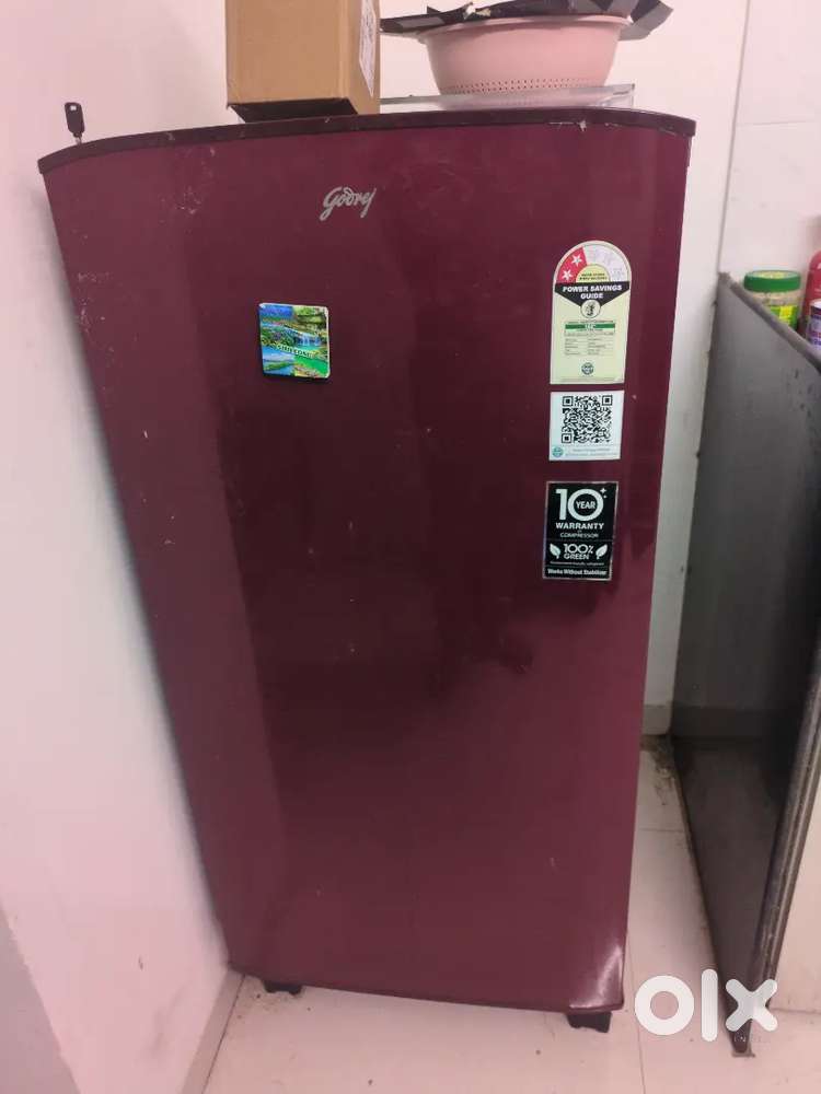 One door fridge and semi automatic washing machine
