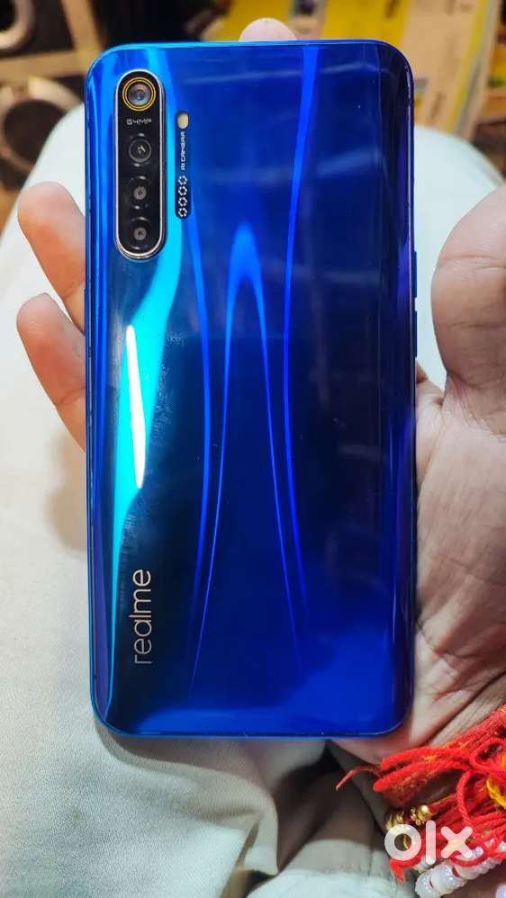 Realme XT + original charger+ cover