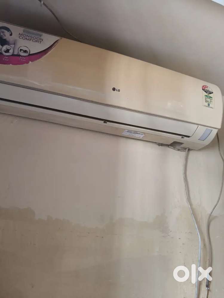 Urgent sel karna hai ac split LG