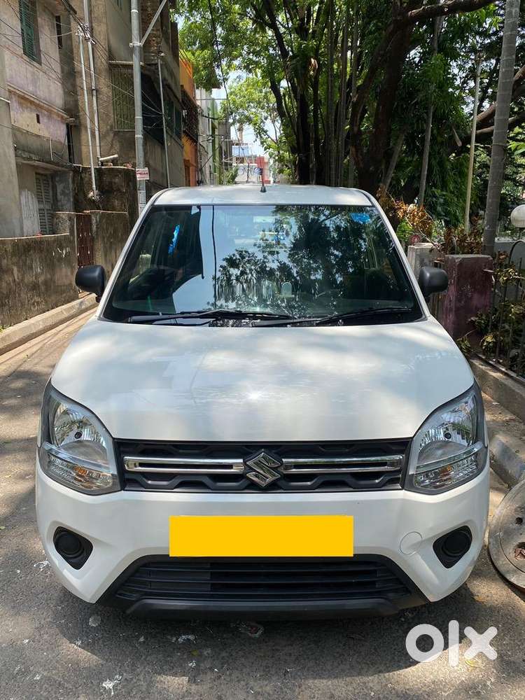 Driver required for OLA/Uber on commission basis.