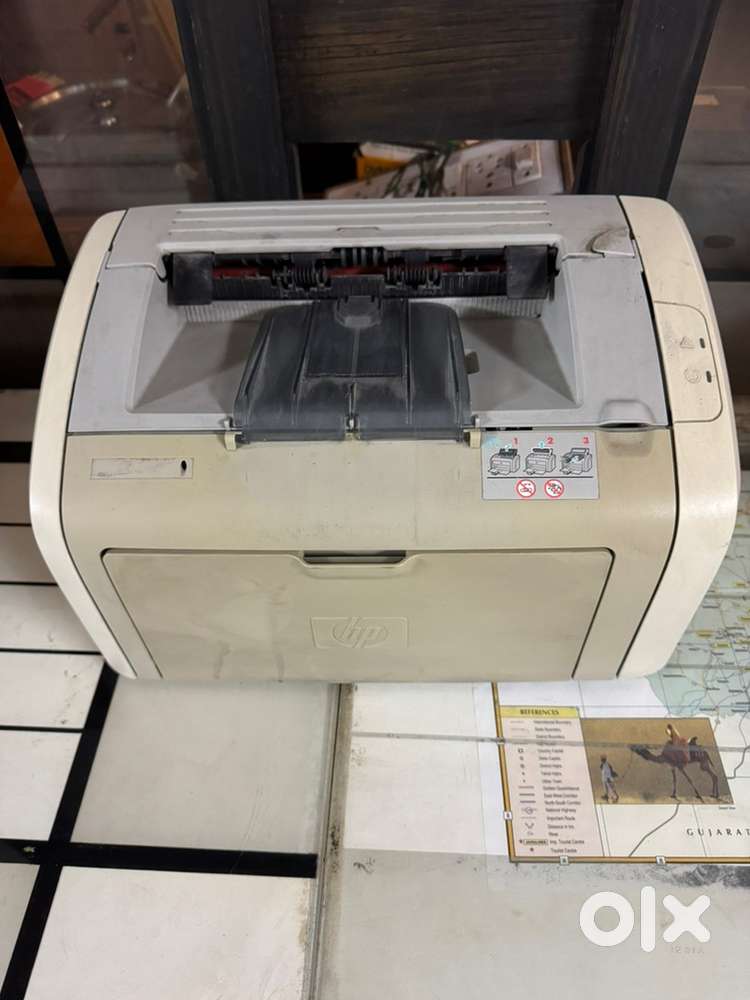 HP LJ 1020 monochromatic laser printer in working condition