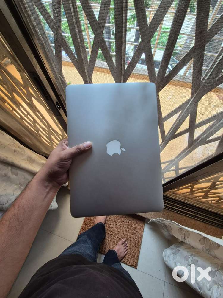 Macbook air 2018 8gb 128gb ssd