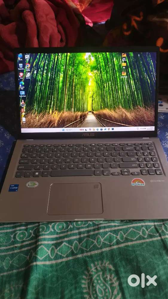 Asus Vivobook i3 11th gen 8gb ram