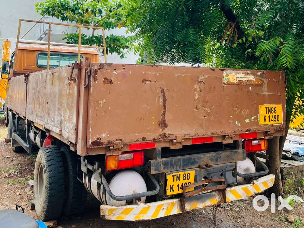 Tata 909 cng 17 feet open body single owner