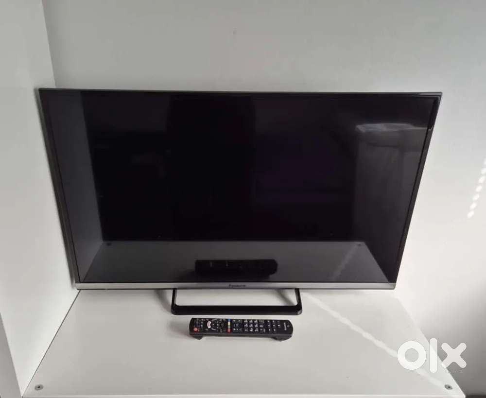 Panasonic 32 inch HD smart tv. Good working condition