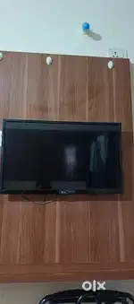 Fridge and TV for sale at 15000