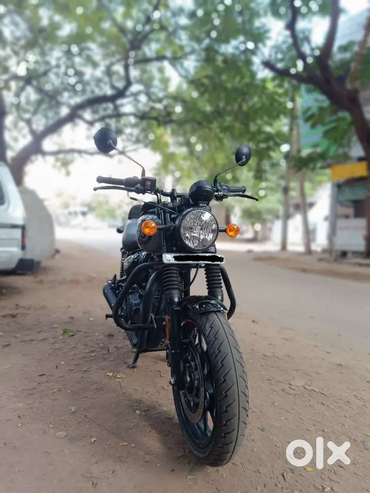 Royal Enfield hunter 350 rs 165000/-