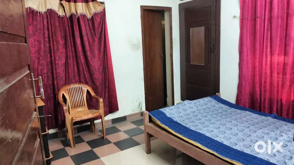 Food And Accommodation for ladies