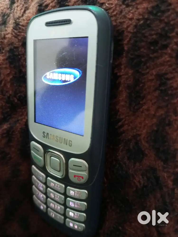 Samsung Galaxy Duos (keypad) phone