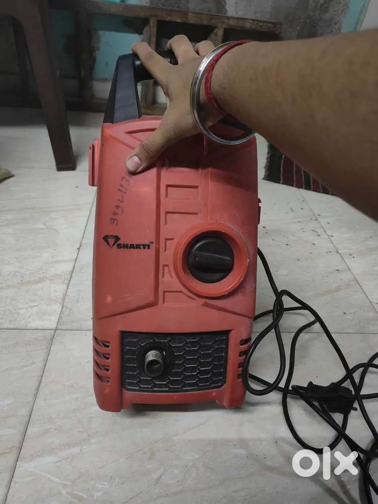 High-Pressure Cleaner