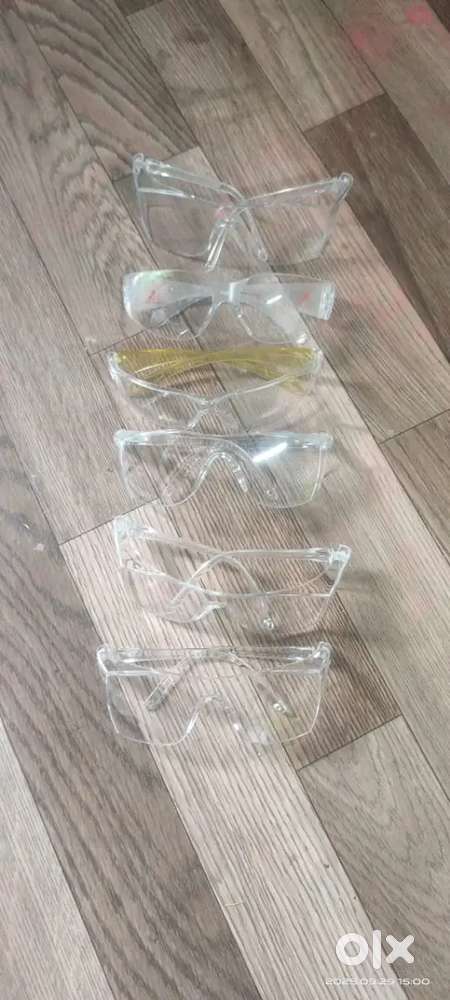 White goggles lot lot rs RS 18