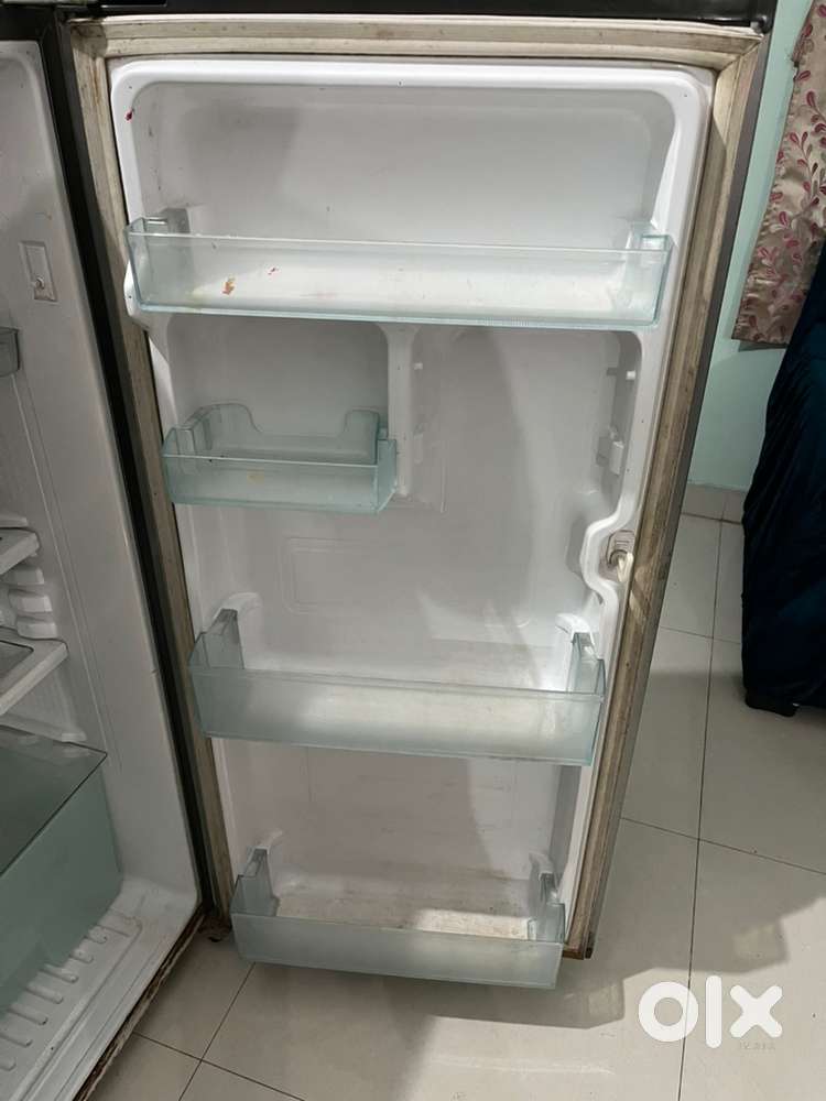 Good Condition Fridge for Sale – Hardly Used