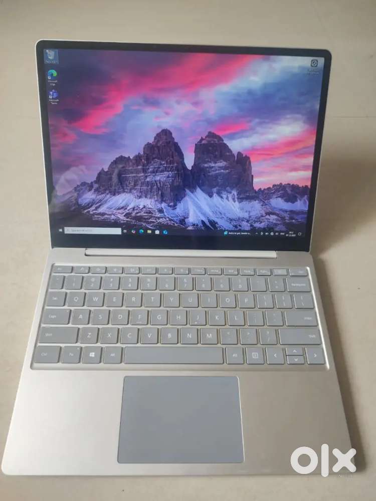Touch screen Microsoft Surface laptop