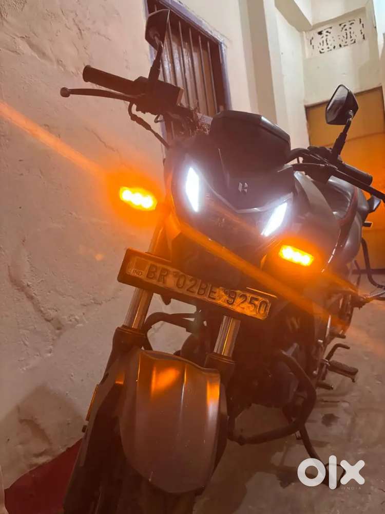 Hero Extreme 160R Black stealth edition 2022