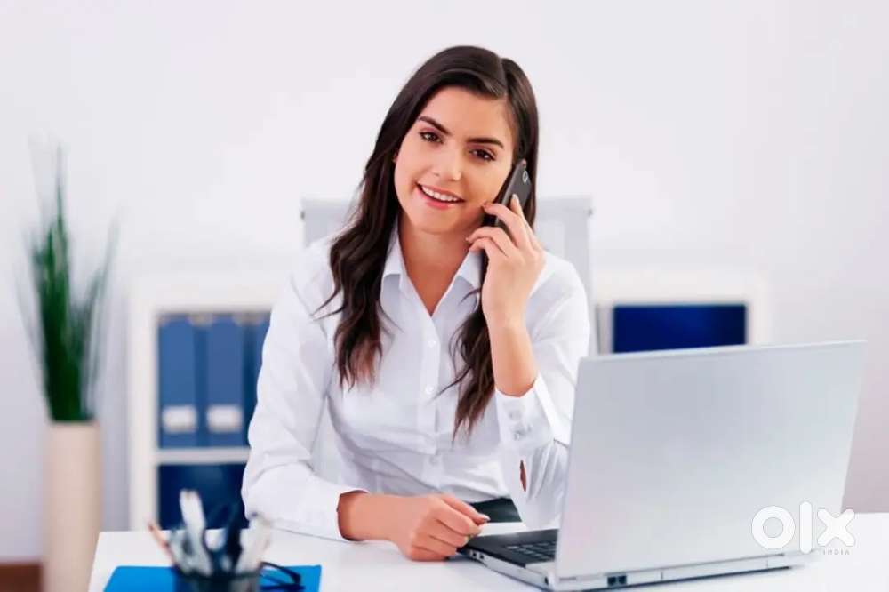 Female Receptionist. Fresher or Experienced.