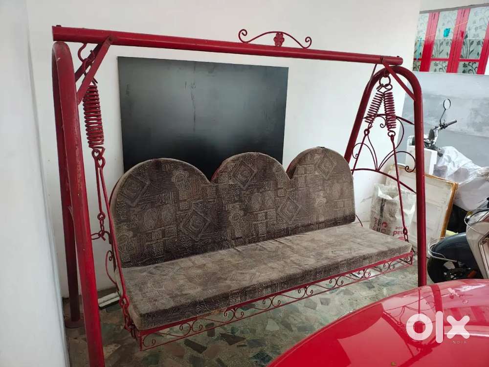 Metal swing