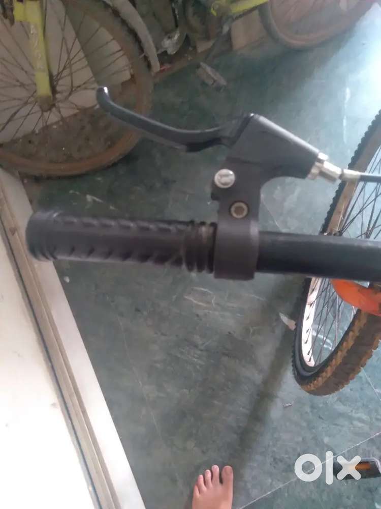 This is in good condition we give u lock also with this cycle