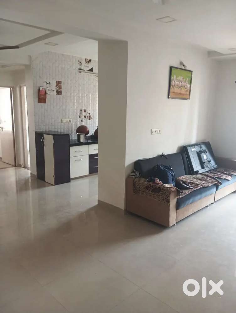 Near darshan flat Hansol