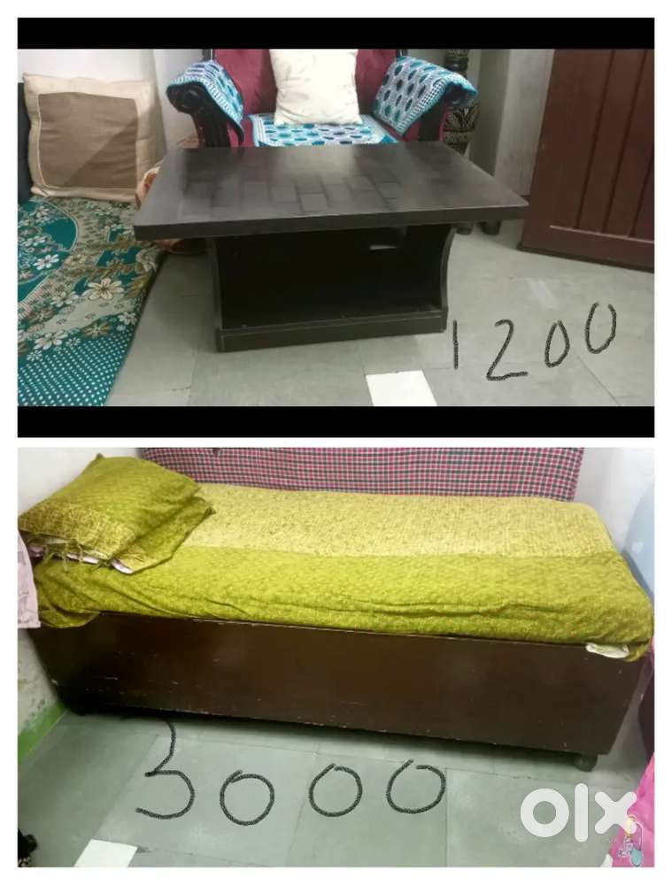 Deewan or table