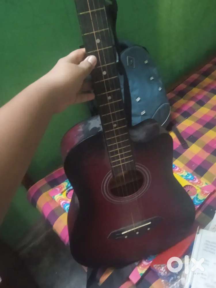 Good condition giture Zubeen giter
