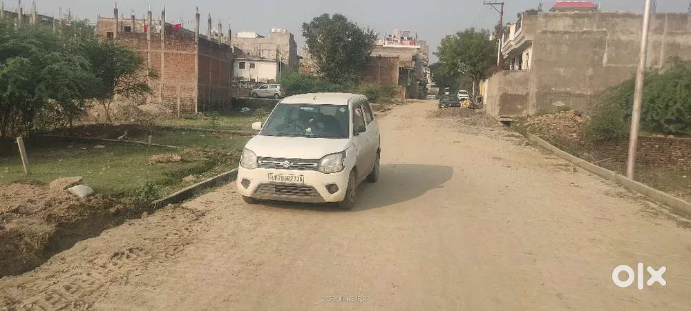 प्रयागराज शांतिपुरम BBS इंजीनियरिंग कॉलेज के पास आवासीय प्लॉट